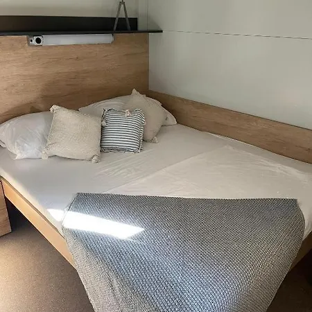 Mobile Camping